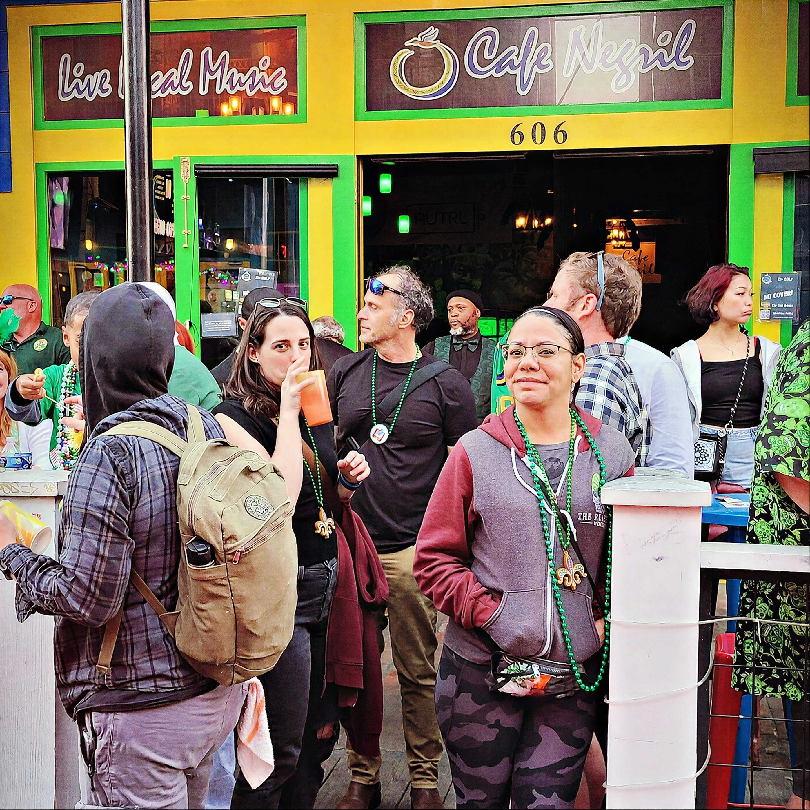 Cafe Negril scene 1